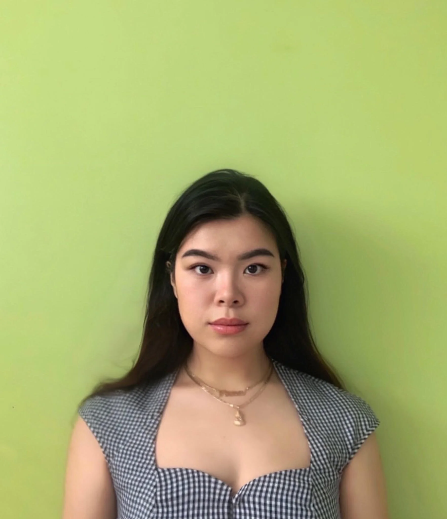 The Solidarity Issue: Female Gaze