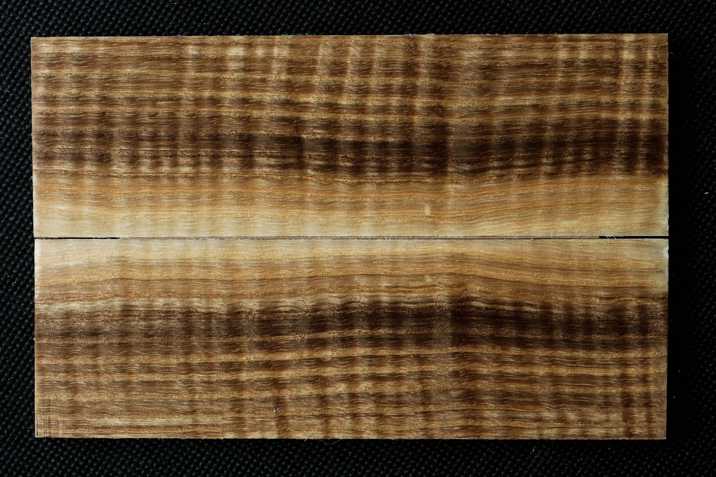 Frêne Ondé Stabilisé