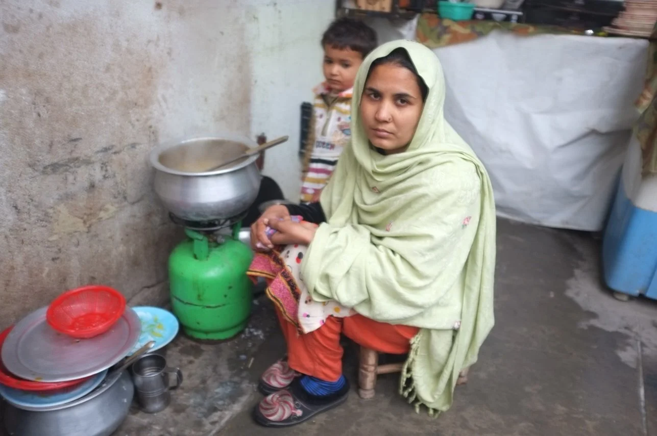 Zohra Naveen had dreamed of visiting Mecca for years. When she was offered a free trip, she jumped at the chance (MEE/Suddaf Chaudry)