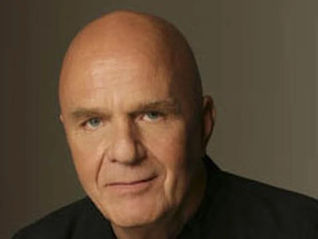 Doctor Wayne Dyer image and quote, Change the way you look at things and the things you look at change.