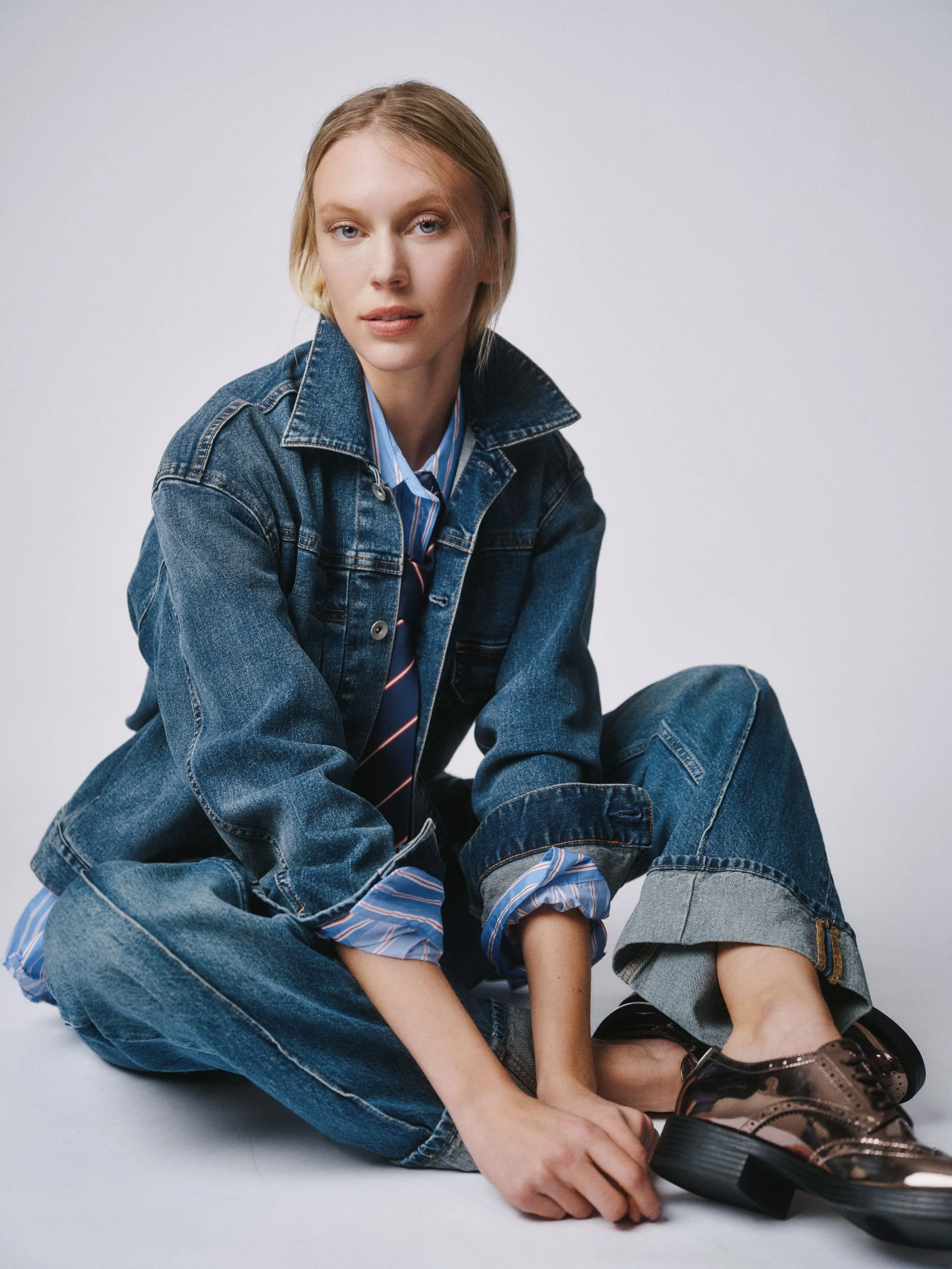 JULIANA SCHURIG x WILHELMINA0700 1.jpg