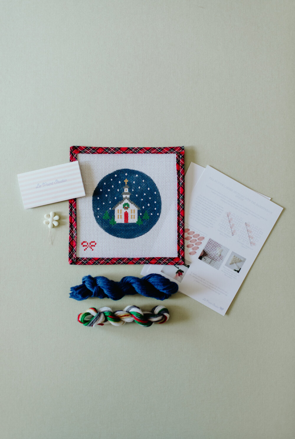 Snowy Church Mini Canvas + Kit