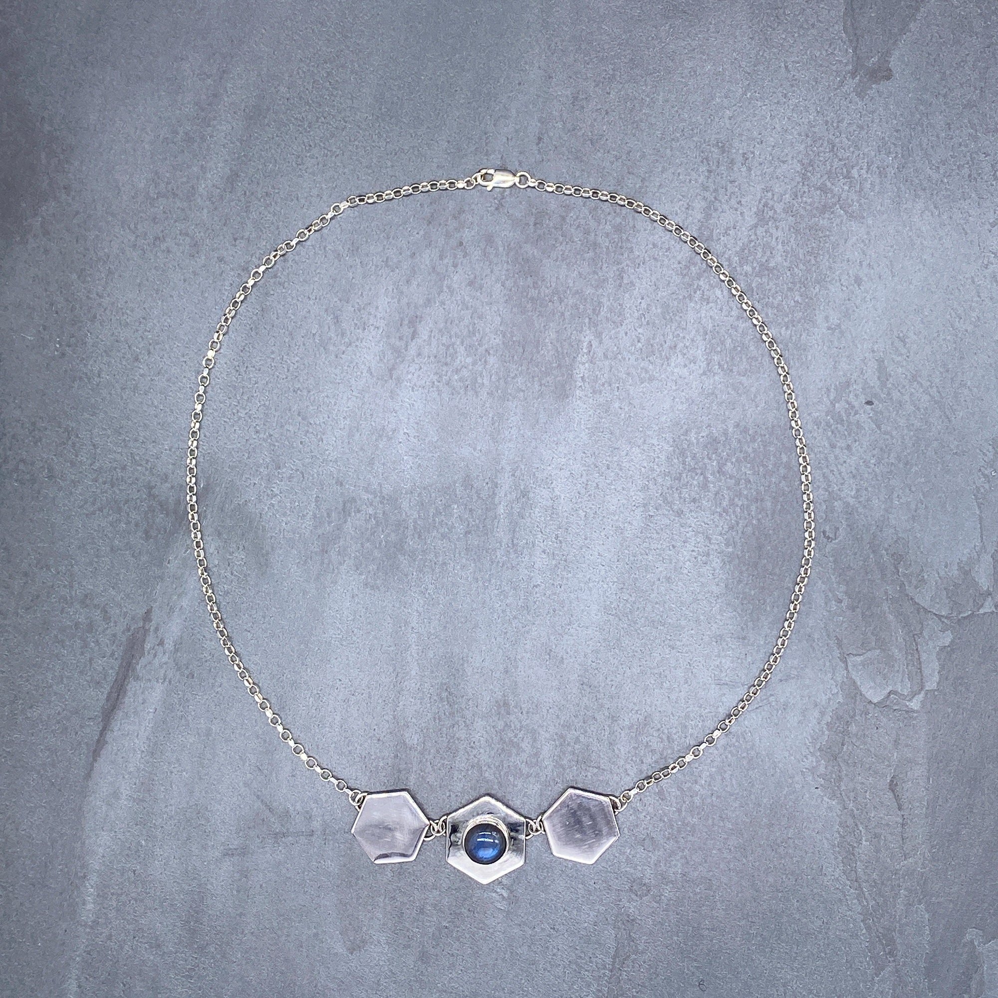 https://i.etsystatic.com/26135098/r/il/48634f/2964933659/il_fullxfull.2964933659_38mt.jpg