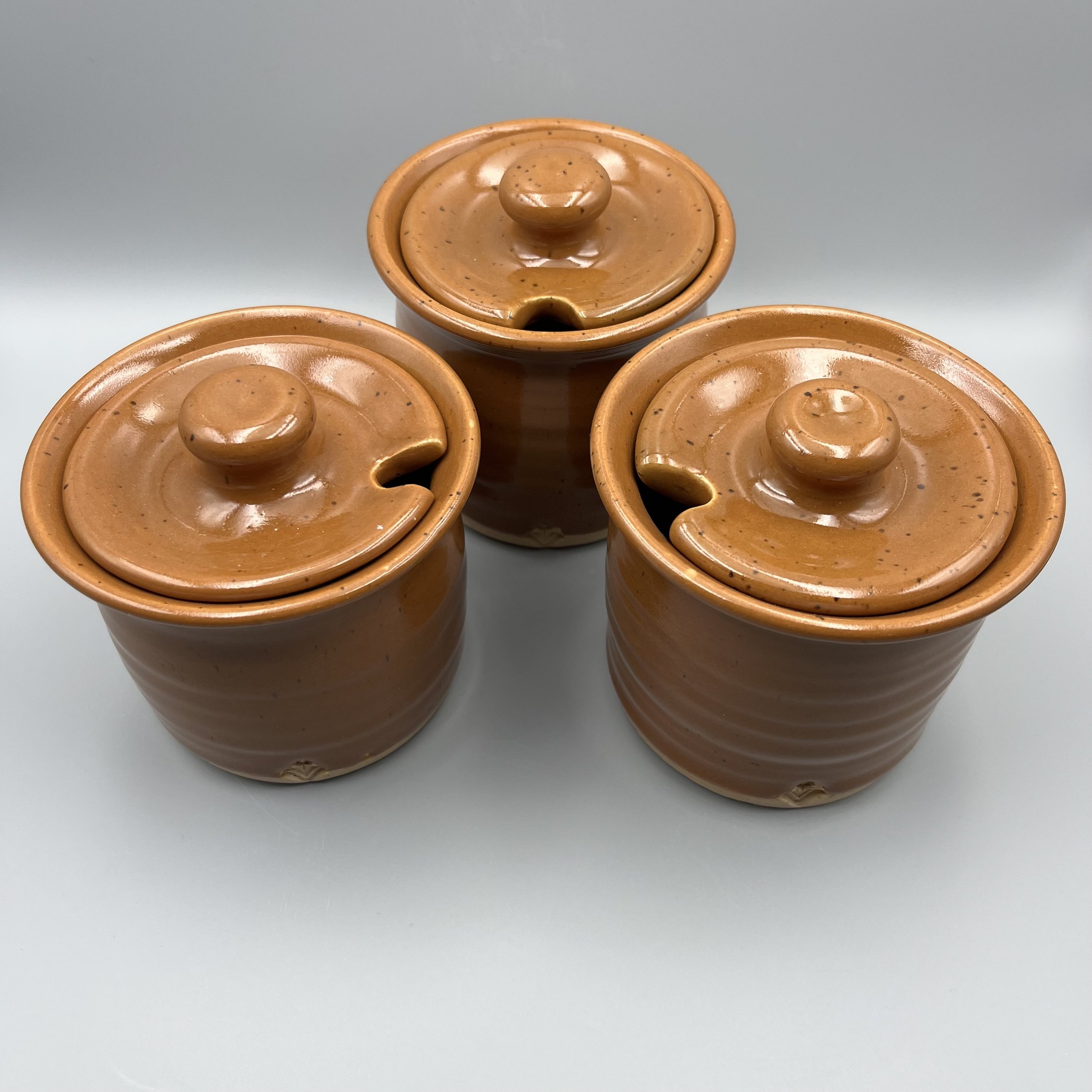 cinnamon honey pots