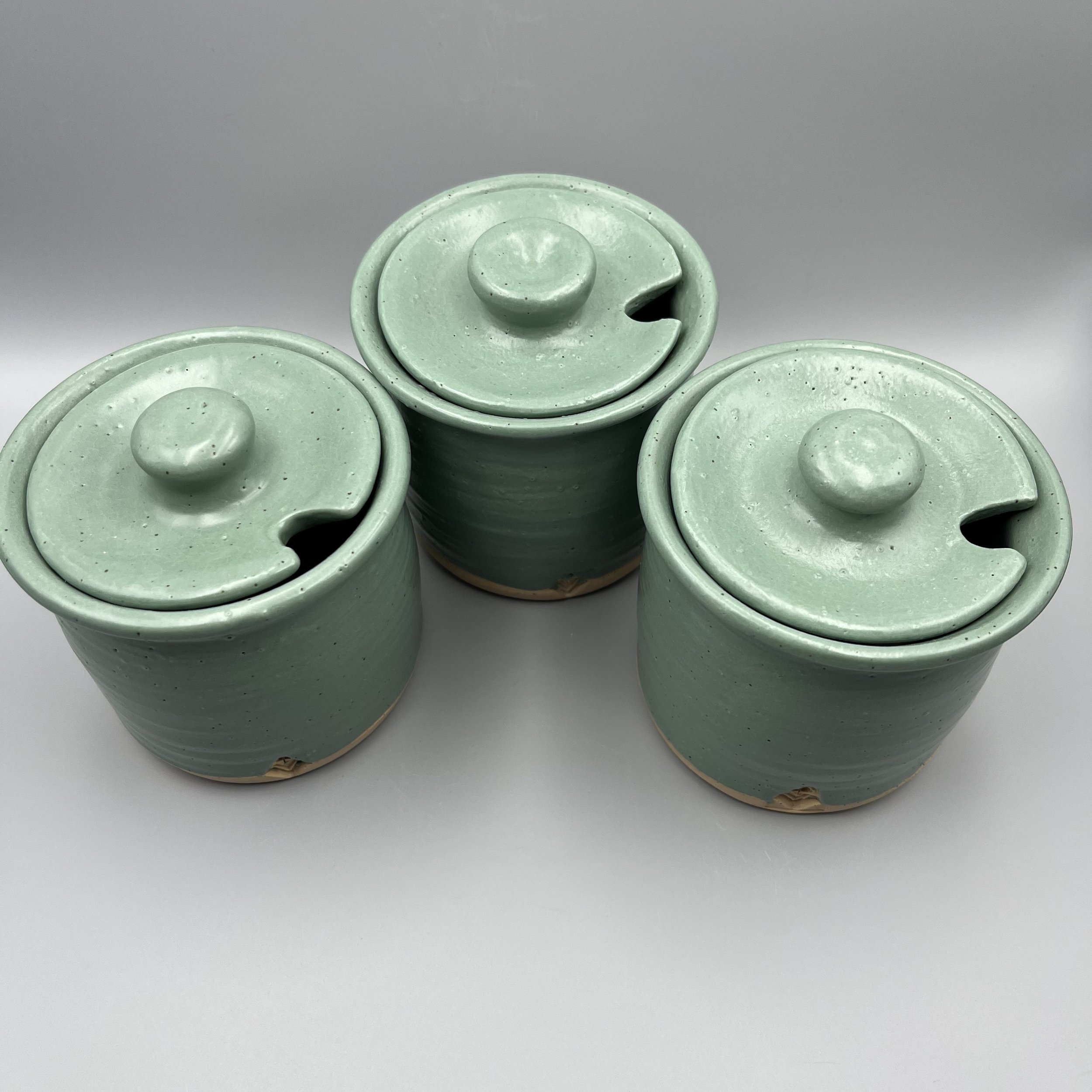 avocado honey pots