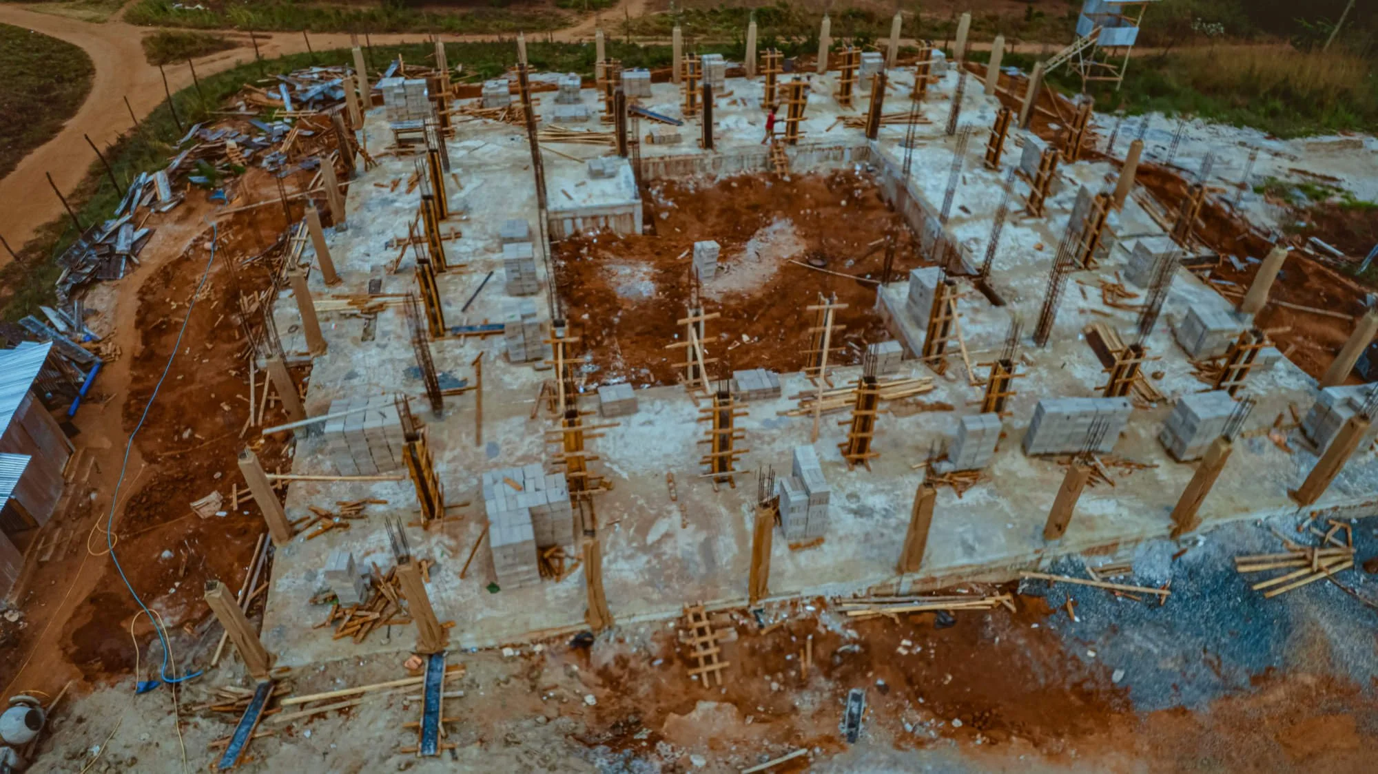 Forms for the pillars preparing for the second floor.