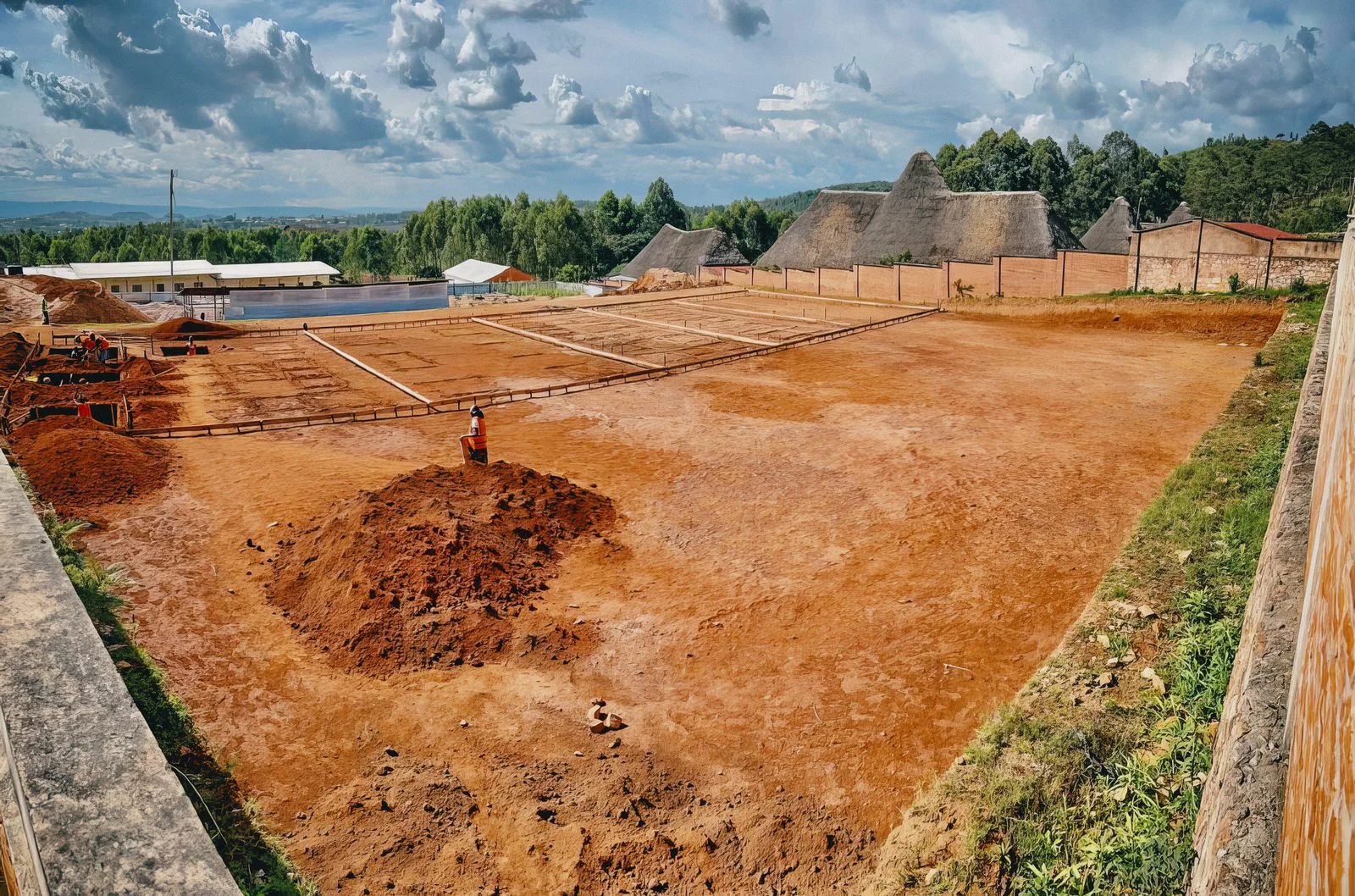 Burundi_Construction_Priority One_023.jpg