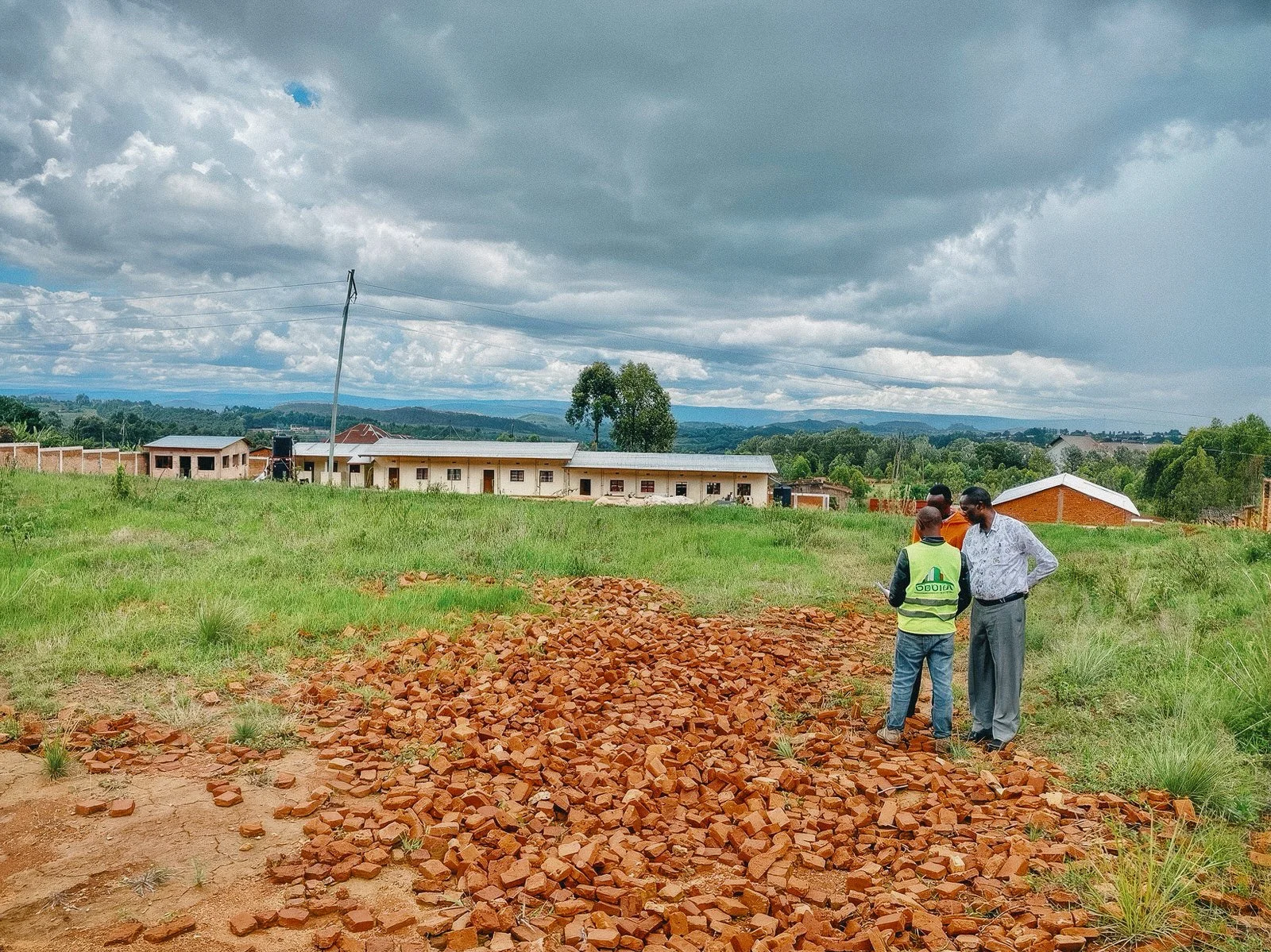 Burundi_Construction_Priority One_004.jpg