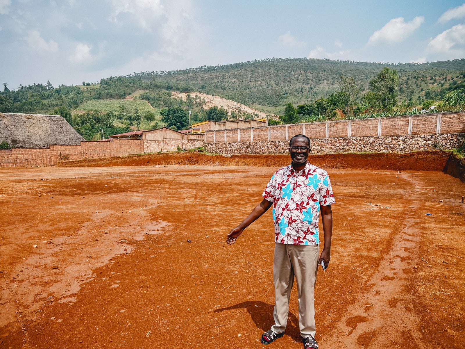 Burundi_Construction_Priority One_006.jpg