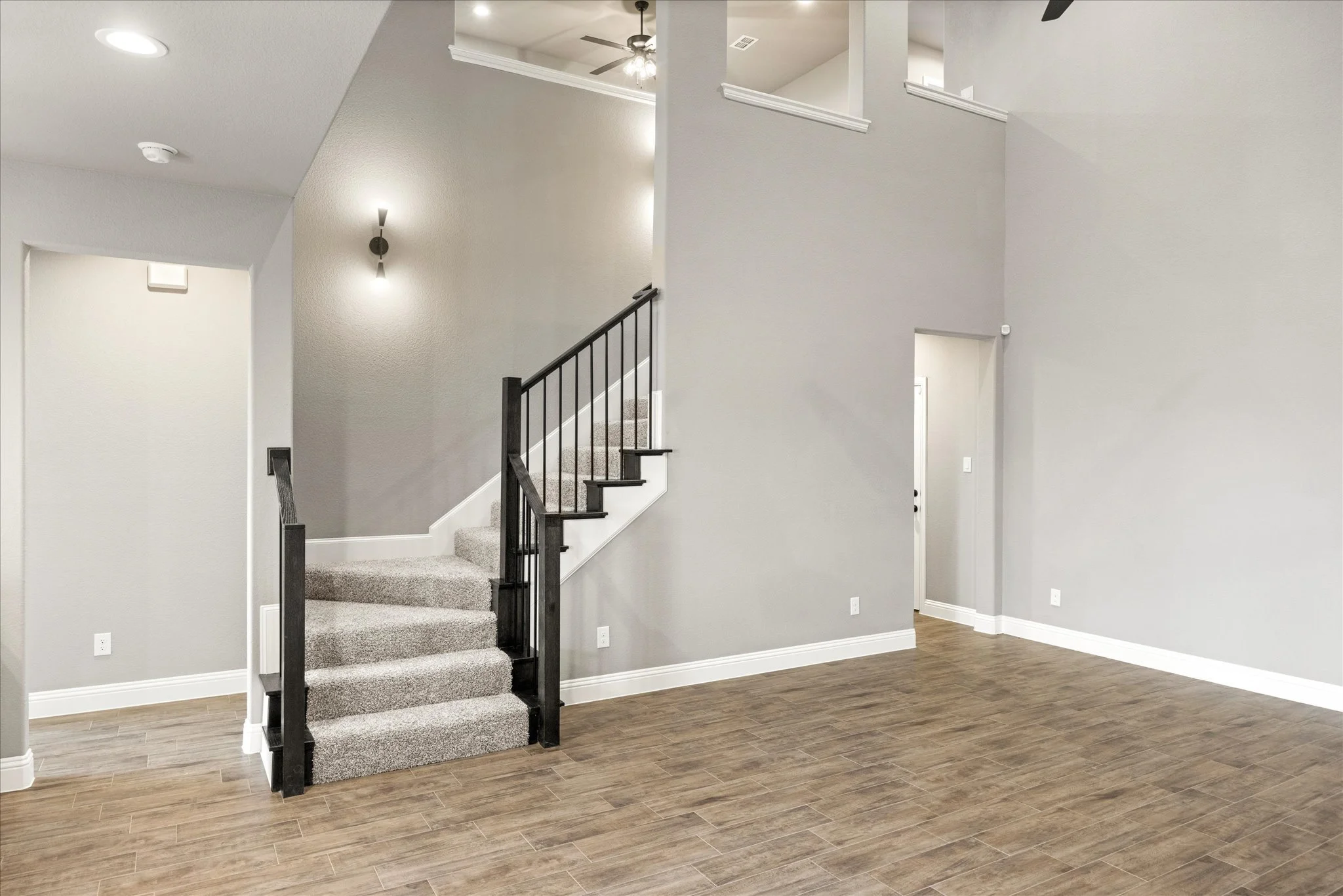 08-254 Legacy Blvd-045.jpg