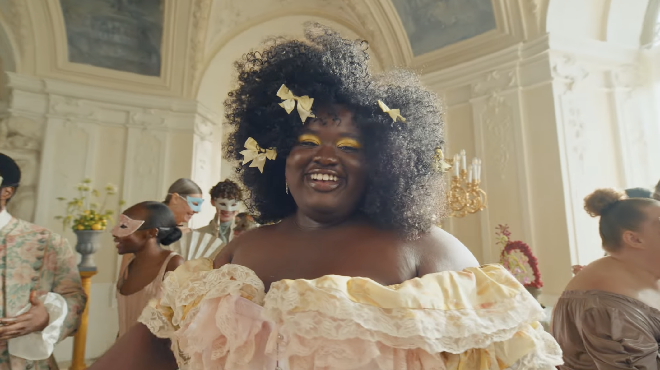 We cast the voiceover for this fab Dove/Netflix campaign.