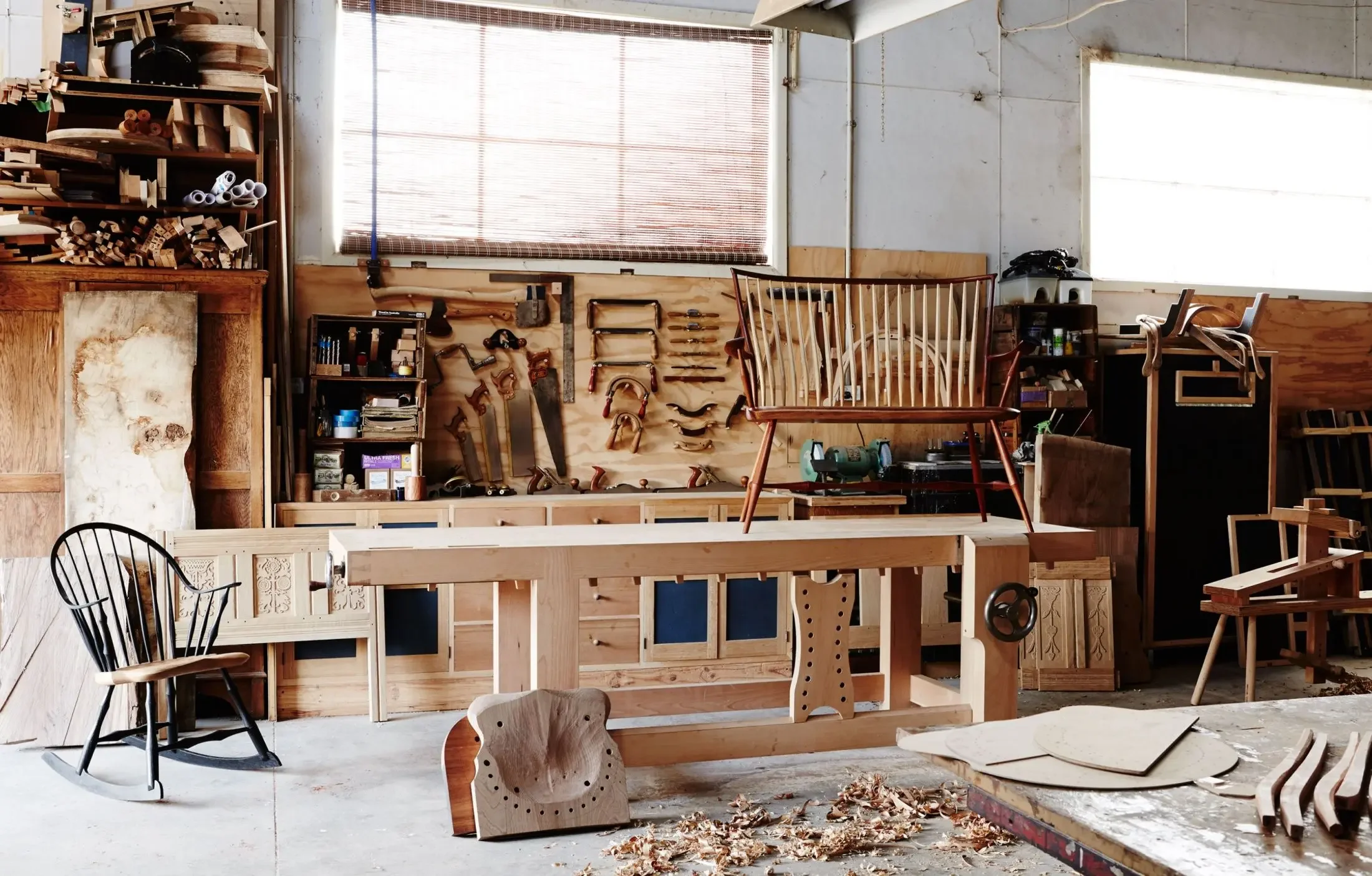 How to Choose the Right Furniture Manufacturer for Custom Projects (Omaha Guide 2026)