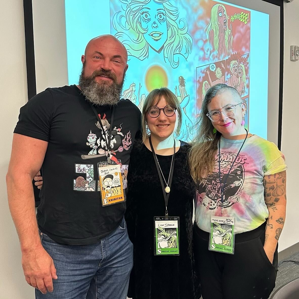 One more @cartooncrossroads appreciation post: thanks to the organizers especially @laurenn.mccubbin for flying me out, helping me and @lisasterle celebrate Deprog, putting us in convo with the best to ever do it, @justinhallcomics and billing us nex