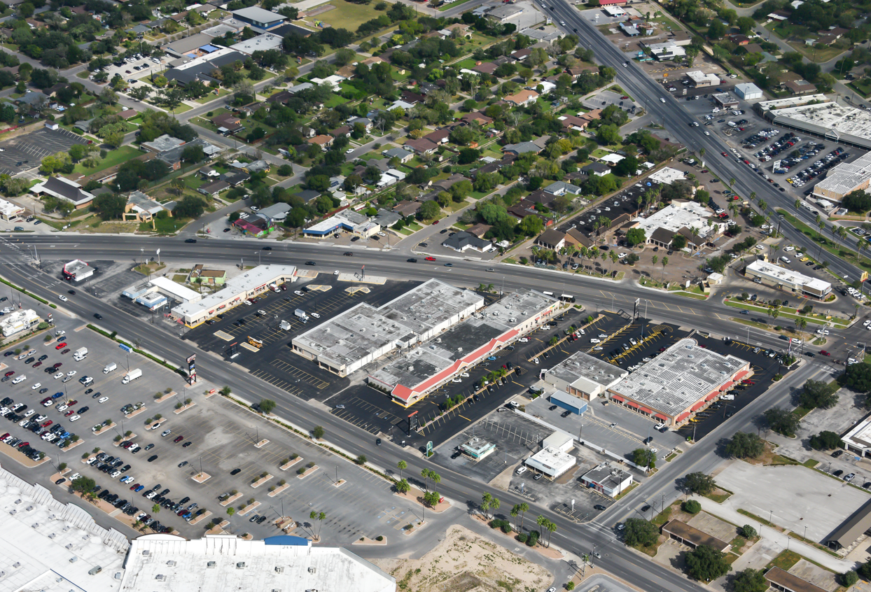 Plaza del Sol // Harlingen, TX // 125,000 SF