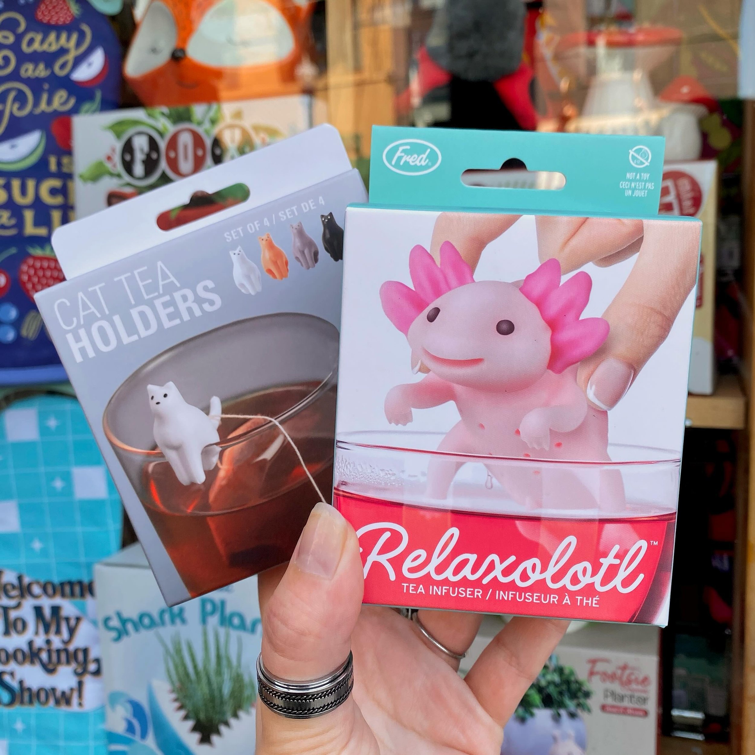 Looking for a cute way to spend your cozy Sunday? We&rsquo;ve got some new tea accessories in the shop like these 🥹 Curl up with your book haul from yesterday&rsquo;s Indie Bookstore Day with the cutest cup of tea ever 😘🩷