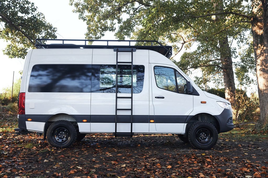 Sams_Mercesdes_sprinter_Conversion_Matt_And_Dans_Campervans-92.jpg