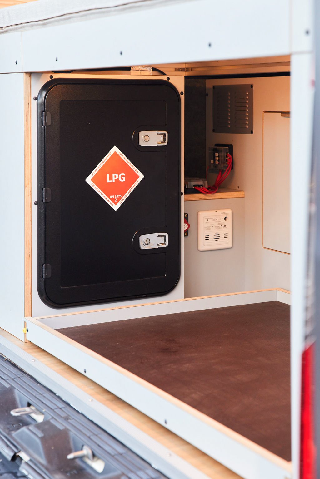 Sams_Mercesdes_sprinter_Conversion_Matt_And_Dans_Campervans-71.jpg