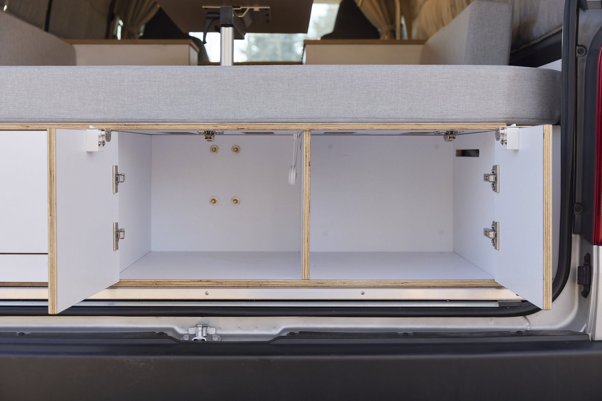 Hiace-Jumbo-Campervan-Conversion-M&D-10.jpg
