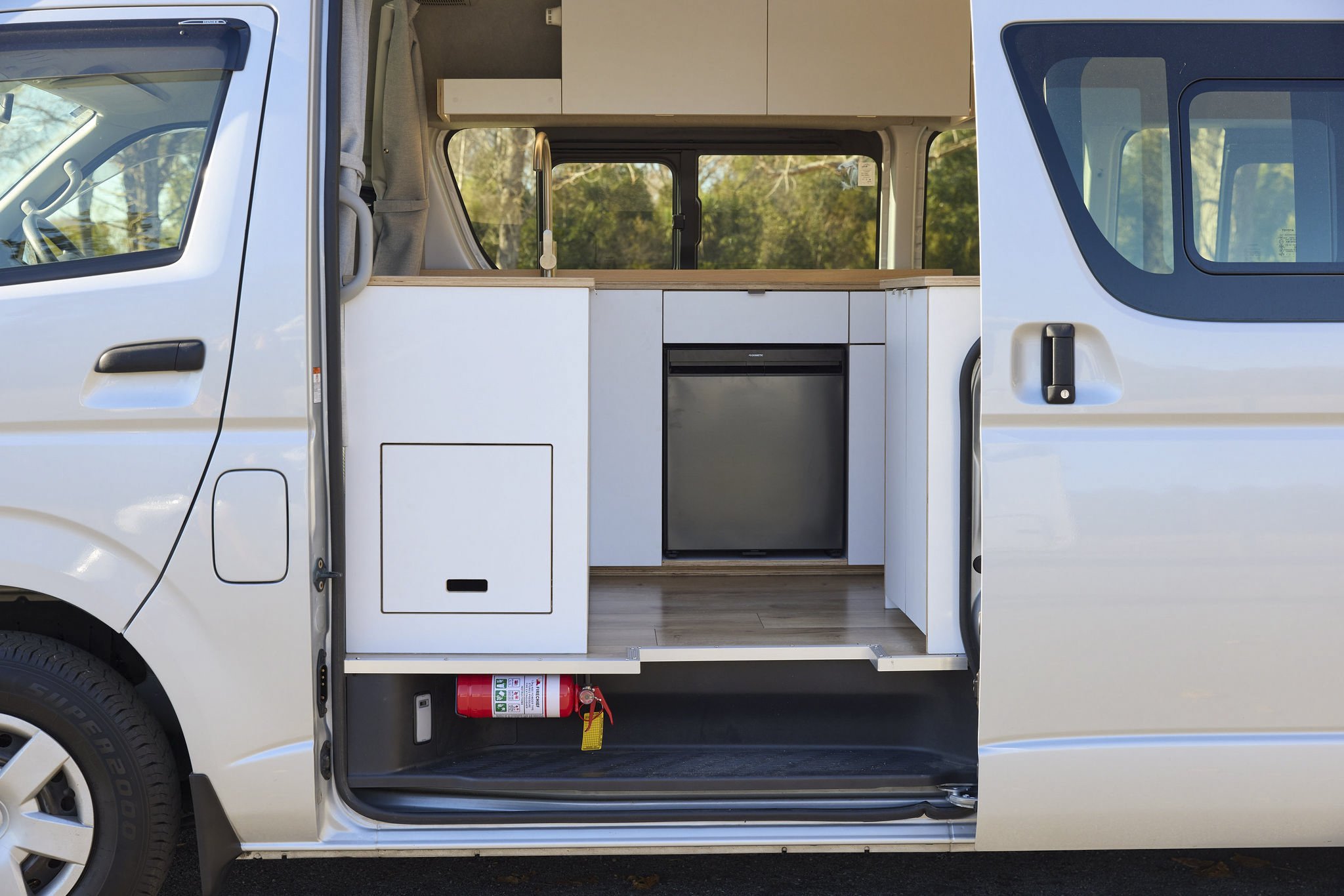 Hiace-Jumbo-Campervan-Conversion-M&D-22.jpg
