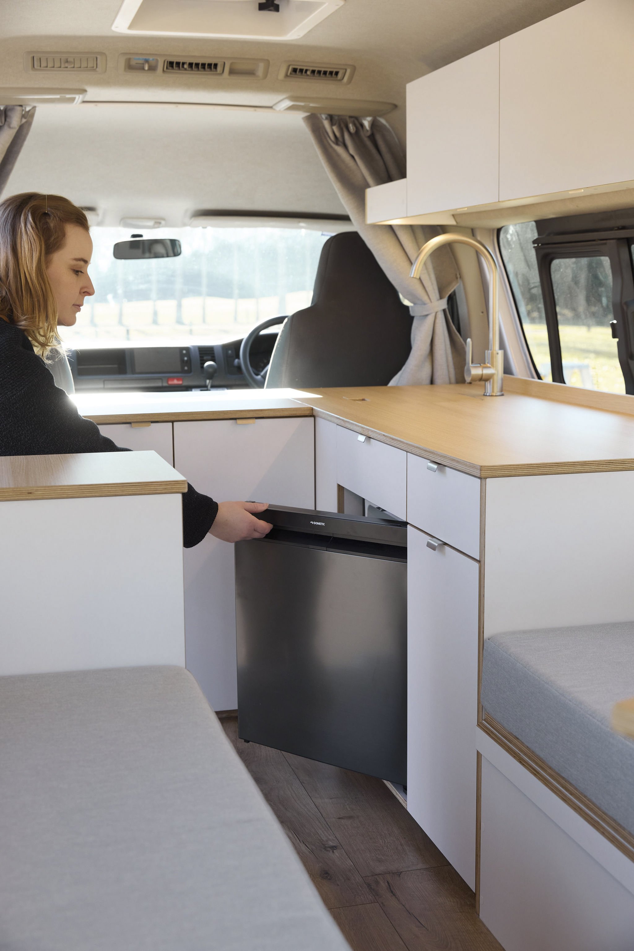 Hiace-Jumbo-Campervan-Conversion-M&D-37.jpg