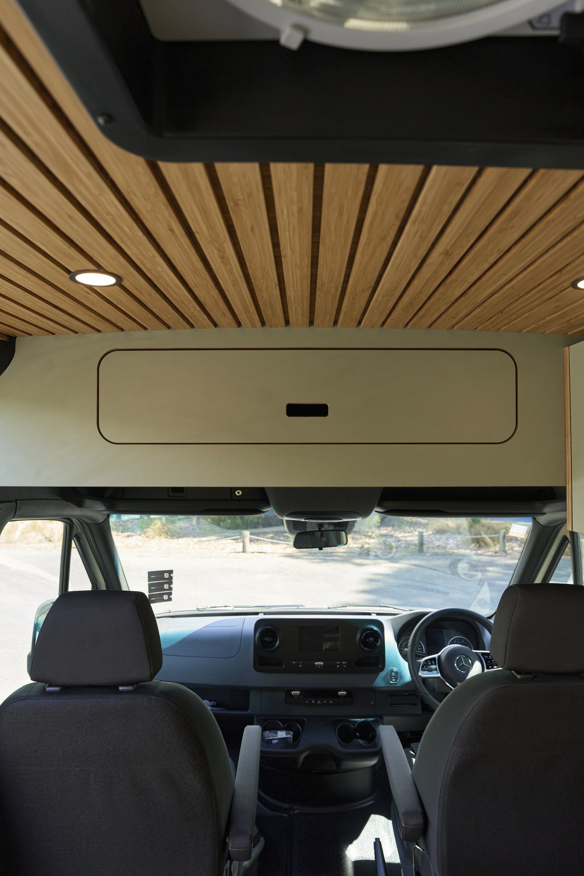 Mercedes-Sprinter-4x4-Conversion-Matt-And-Dans-Campervans-107.jpg
