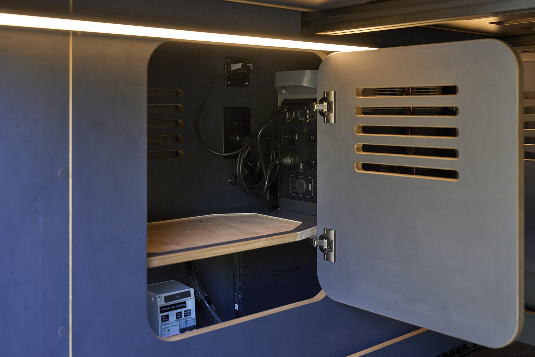 M&D_Campervans_Mercedes_Sprinter_4x4_Conversion-12.jpg
