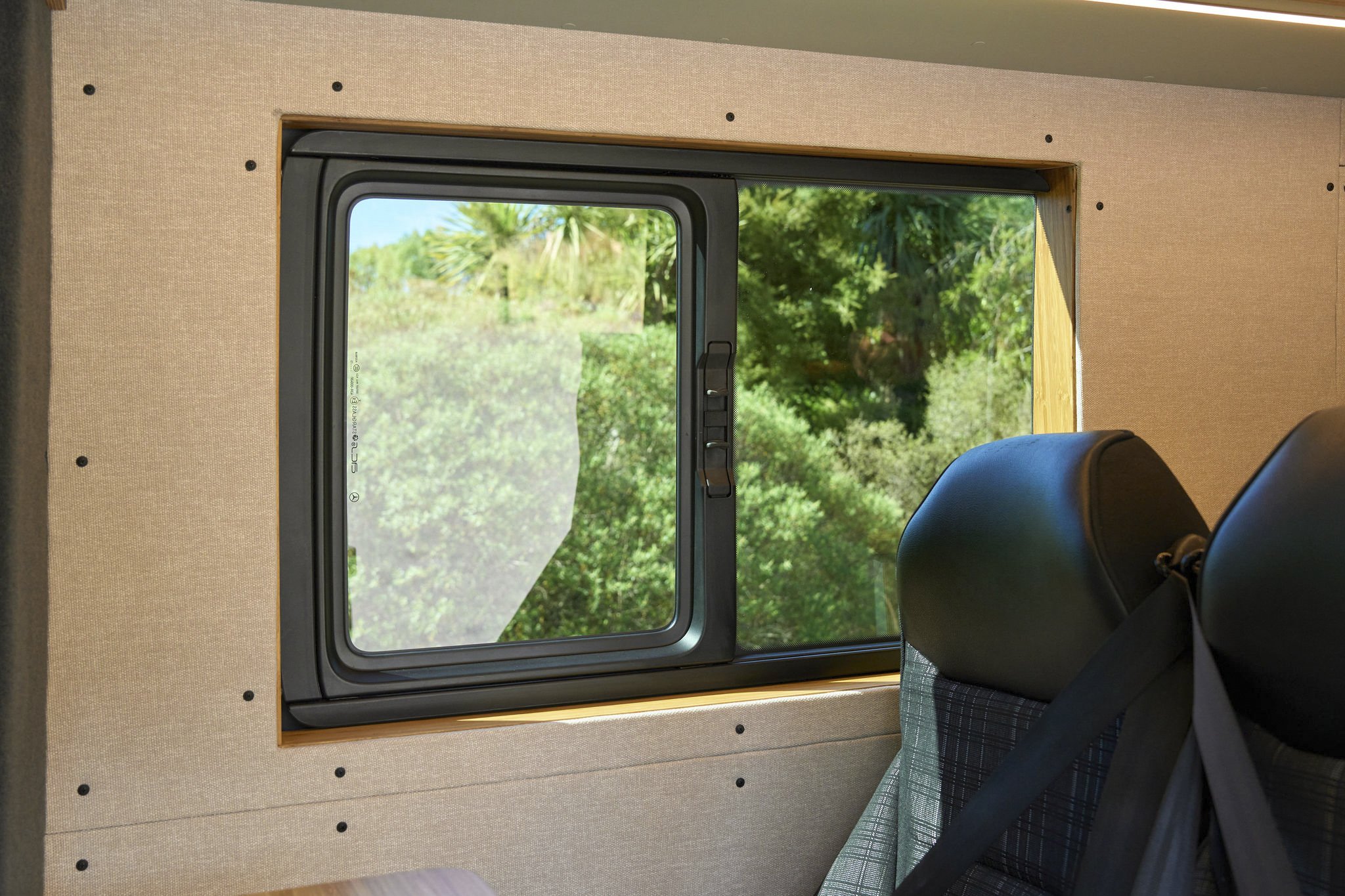 M&D_Campervans_Mercedes_Sprinter_4x4_Conversion-30.jpg