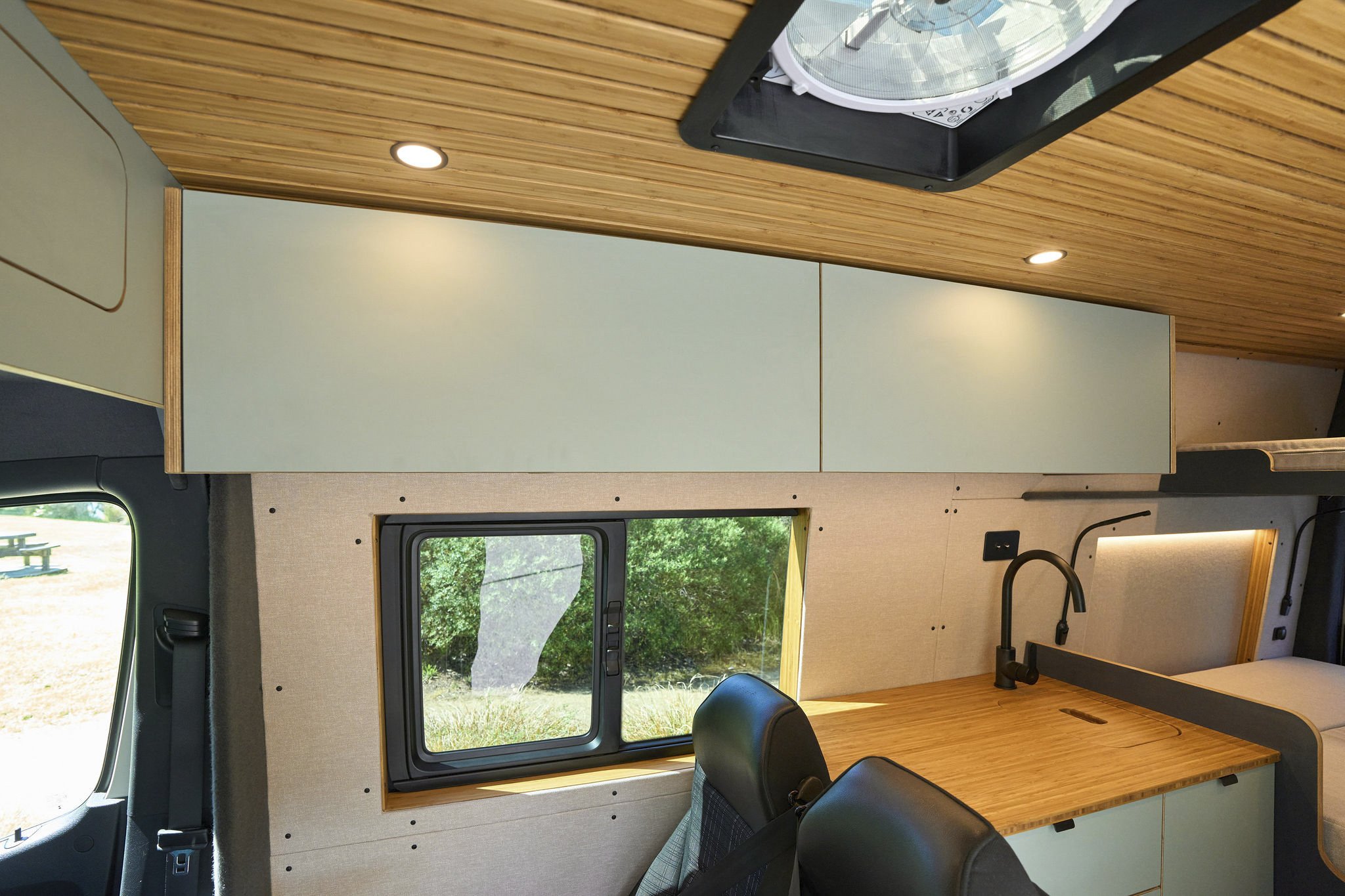 M&D_Campervans_Mercedes_Sprinter_4x4_Conversion-31.jpg