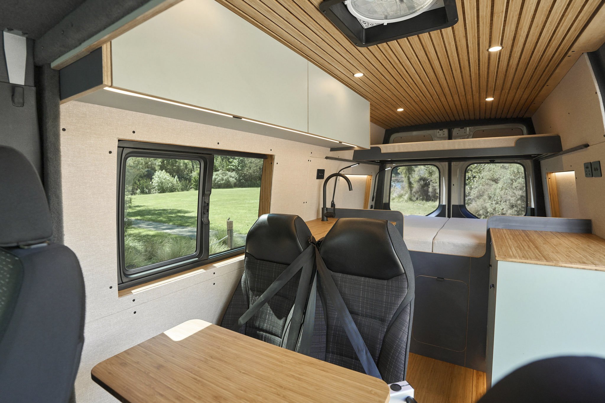 M&D_Campervans_Mercedes_Sprinter_4x4_Conversion-48.jpg