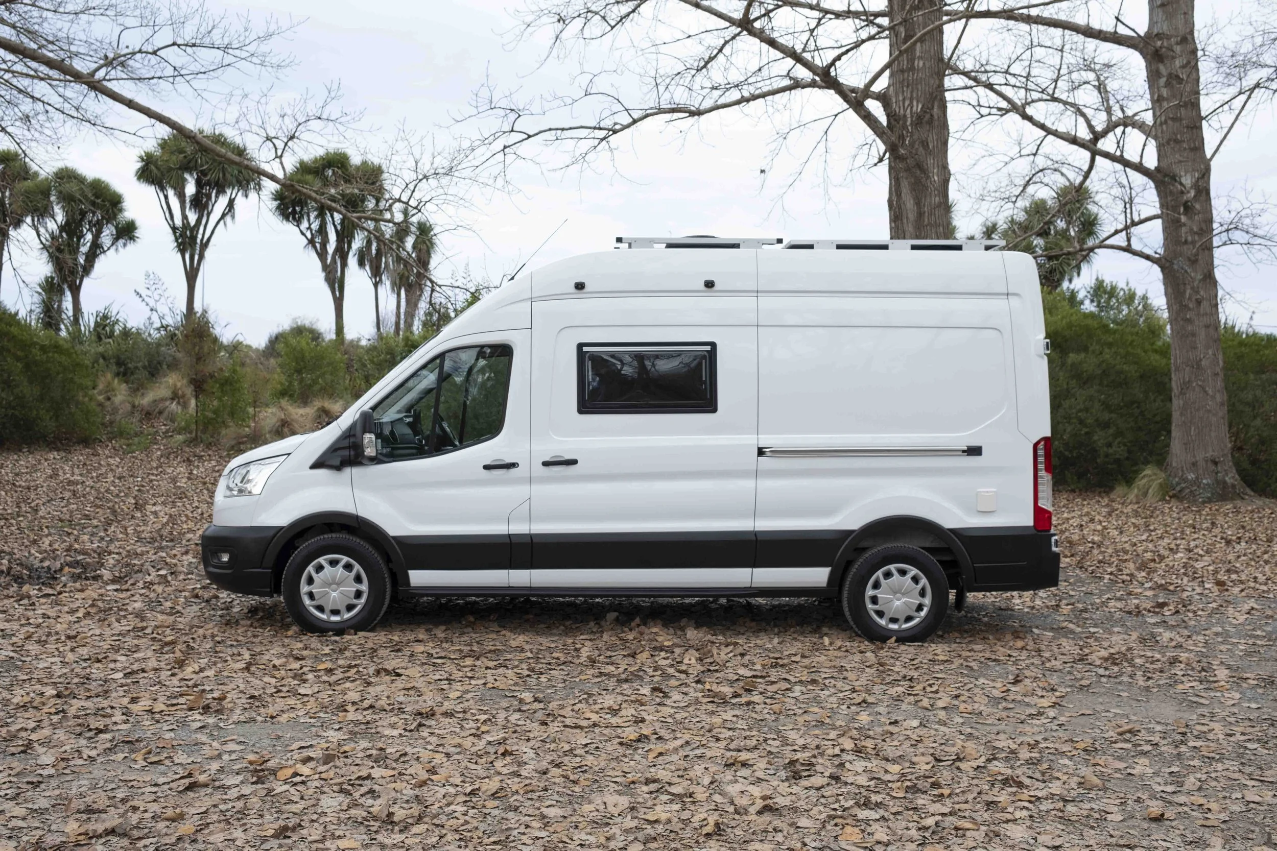 Ford-Transit-custom-campervan-conversion-M+D-140.jpg