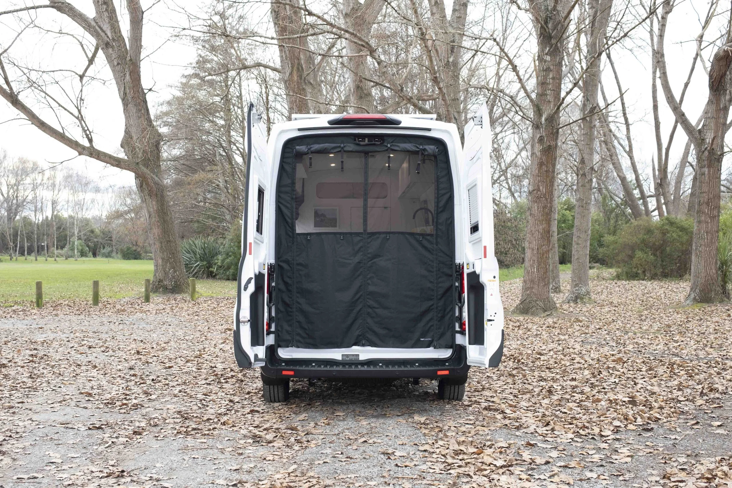 Ford-Transit-custom-campervan-conversion-M+D-132.jpg