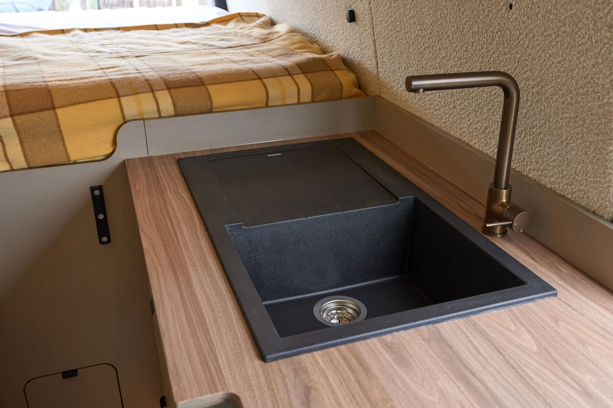 vw-crafter-campervan-conversion-matt-and-dans-sink.jpg