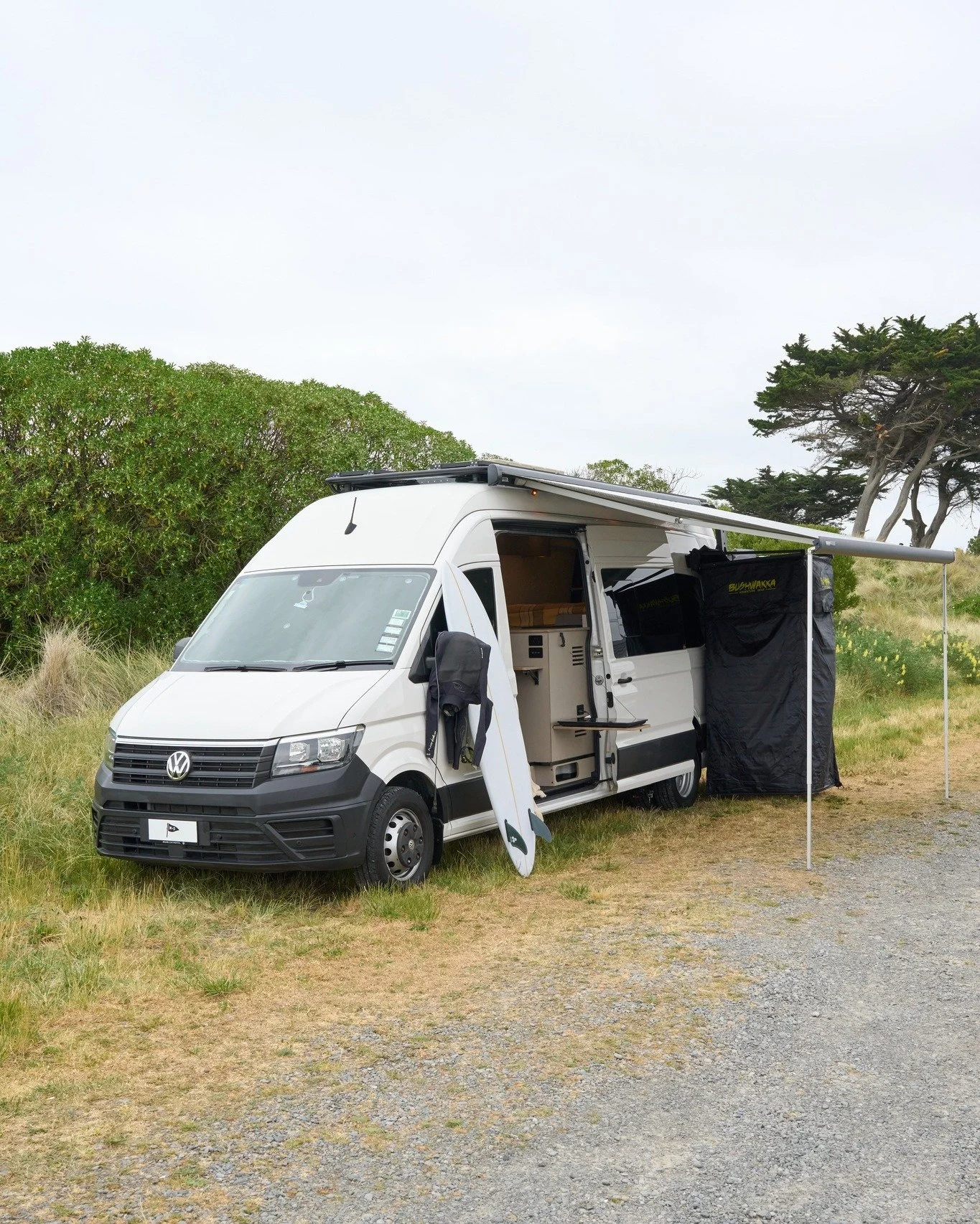 James and Amanda&rsquo;s surf storage setup 🏄&zwj;♀️

For James and Amanda, protecting their gear was paramount. When you're carrying eight surfboards and high-performance wetsuits, storage needs to be serious!

Features we custom-built for them:

M