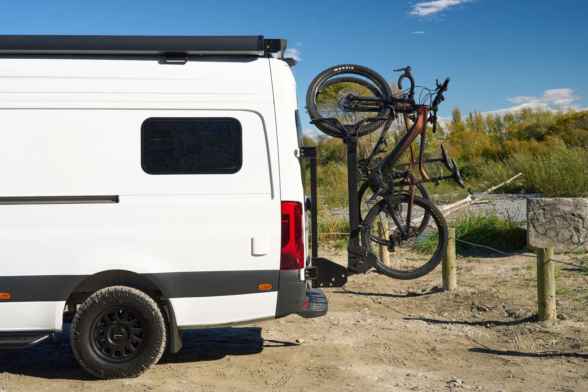 mercedes-sprinter-rear-bike-carrier-campervan-conversion-m+d.jpg