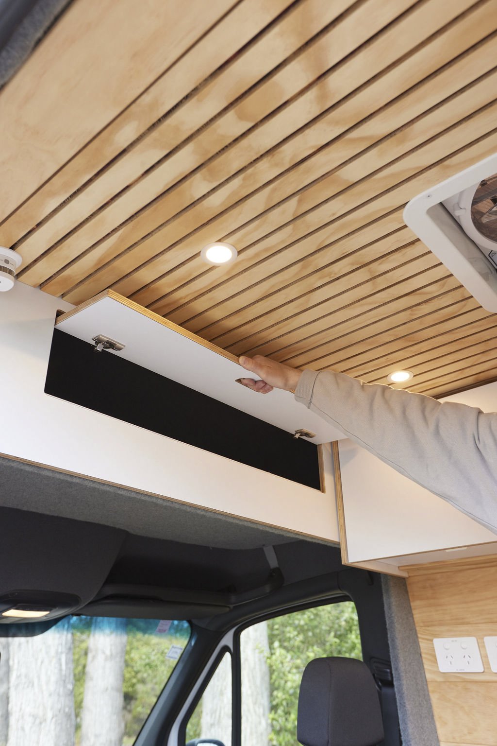 Mercedes-Sprinter-Campervan-Conversion-M&D-100.jpg