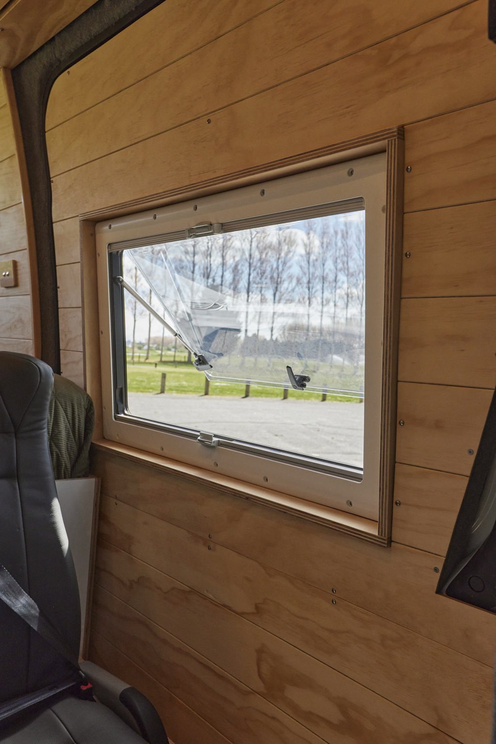 Mercedes-Sprinter-Campervan-Conversion-M&D-110.jpg