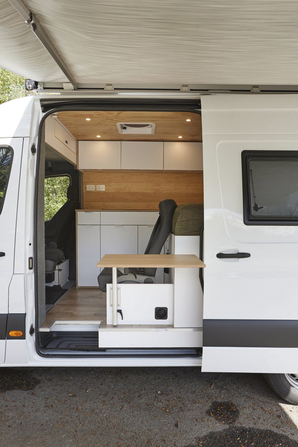 Mercedes-Sprinter-Campervan-Conversion-M&D-122.jpg