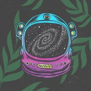 explore_astronauthelmet.jpg