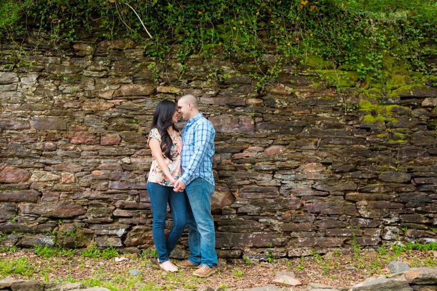 Roswell-Mill-Engagement-Photos0010.jpg