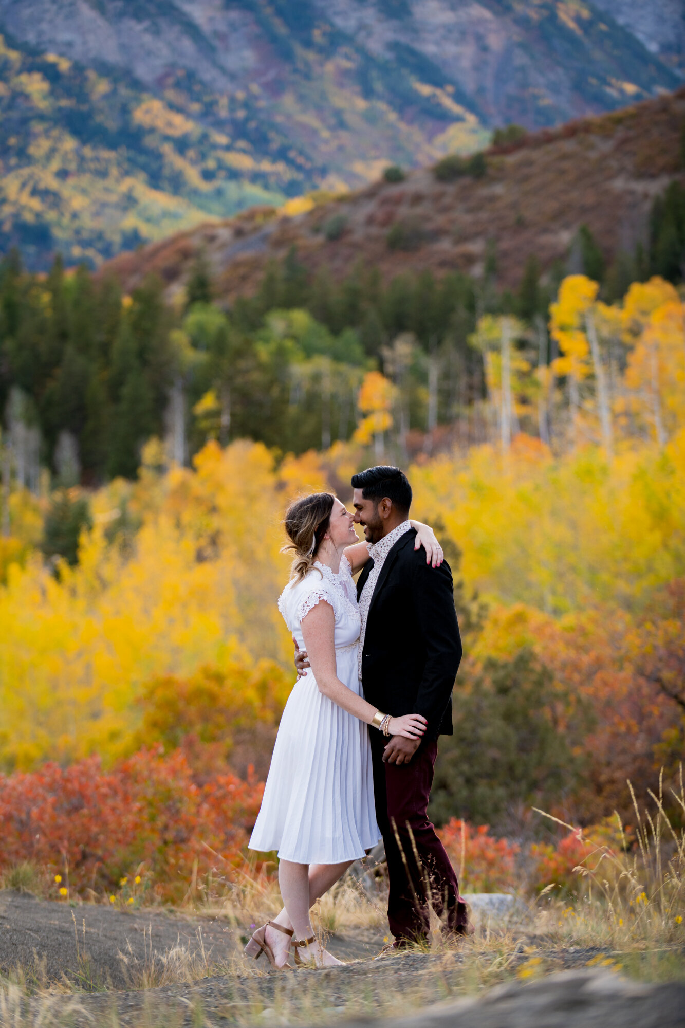 yurt-lifestyle-elope-screen-res-1990.jpg