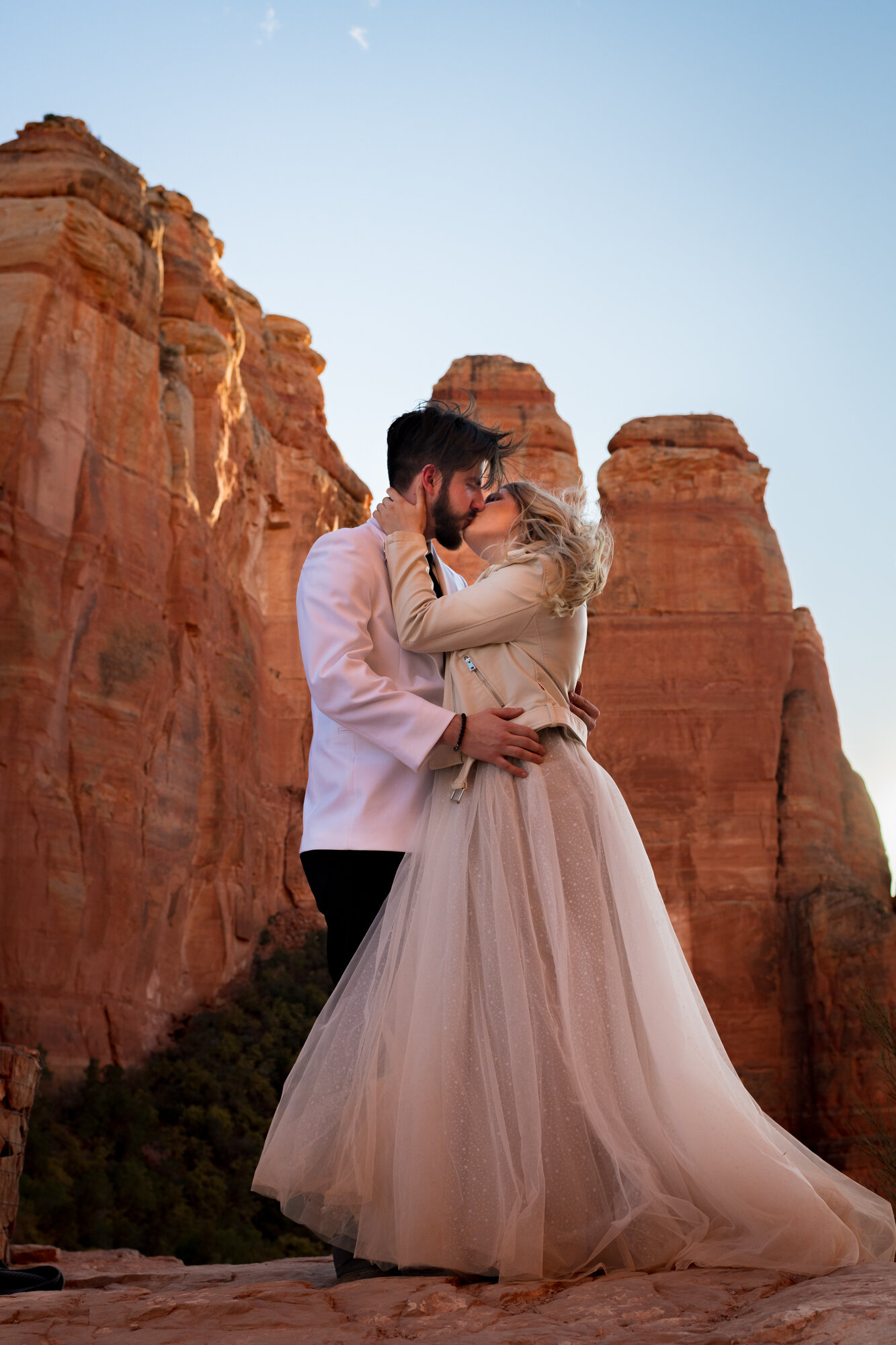 12-14-cathedral-rock-elopement_screen_res-6567.jpg