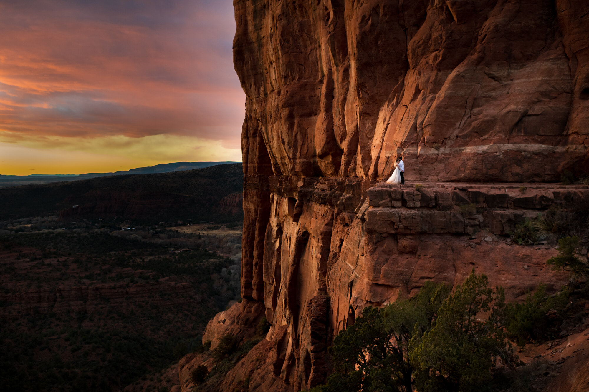 Sedona-Elopement-Cathedral-Rock-Sunset.jpg