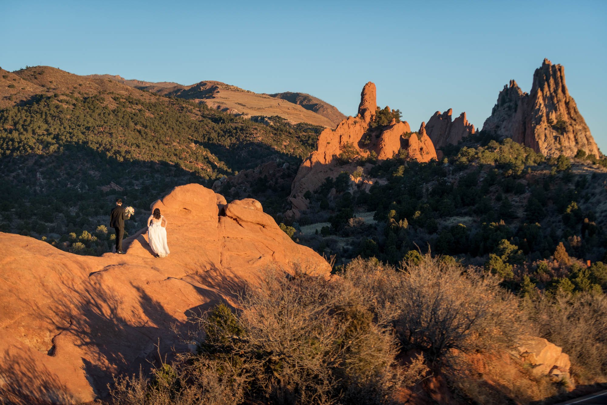 garden-of-gods-co-elopement (13 of 46).jpg
