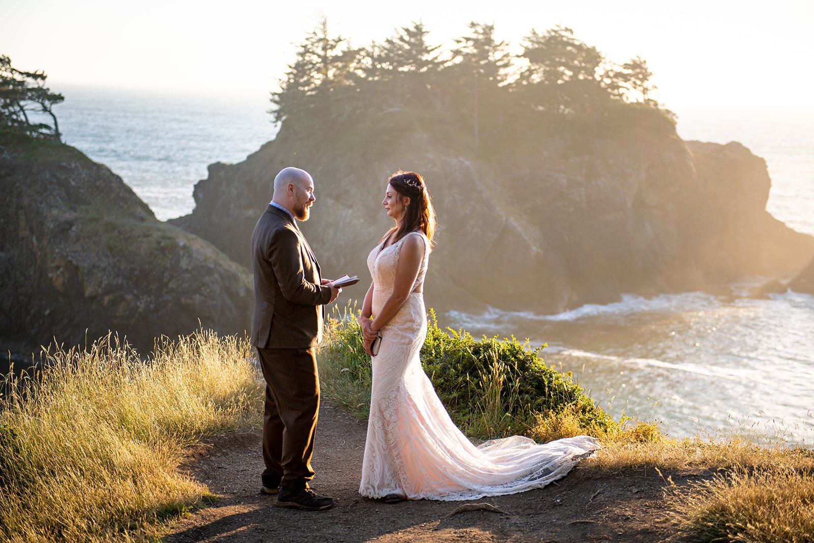 July-18-2022-Charity-Casey-oregon-coast-sneaky-peakies-4.jpg