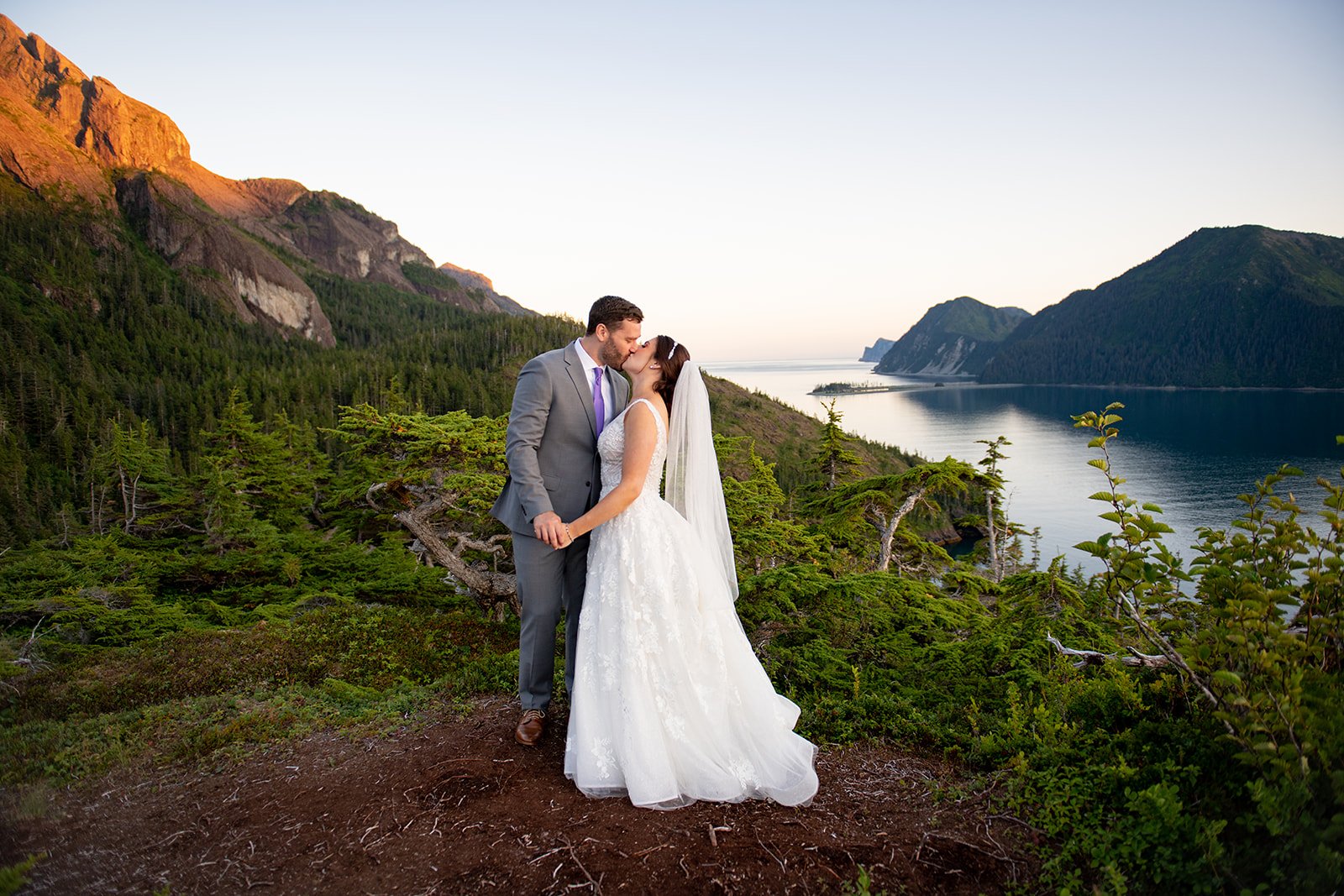 Aug-3-22-lauren-pat-alaska-sneaky-peakies-10.jpg