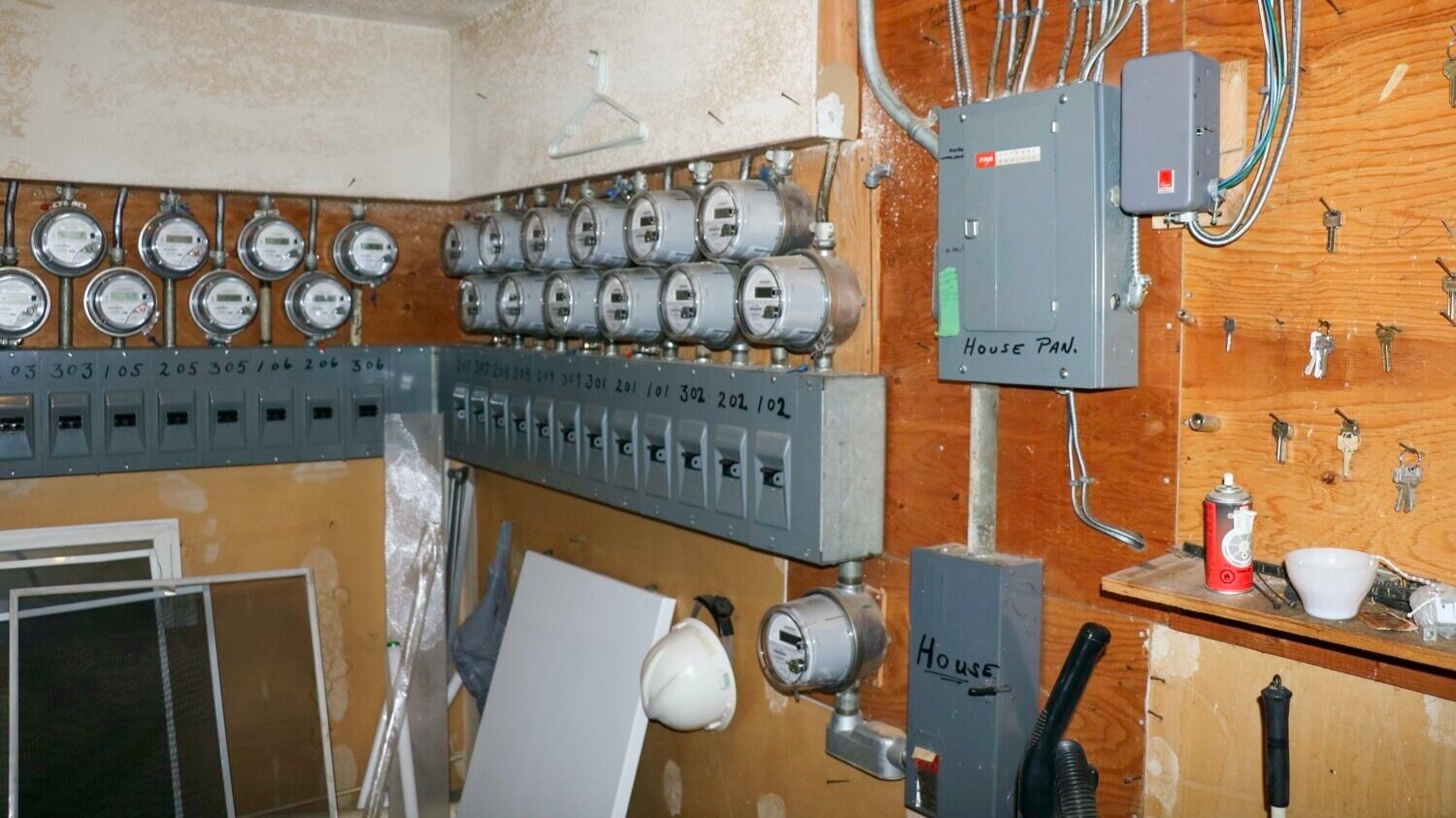 fircrest-apartments-110-bowron-ave-quesnel-electrical-room.jpg