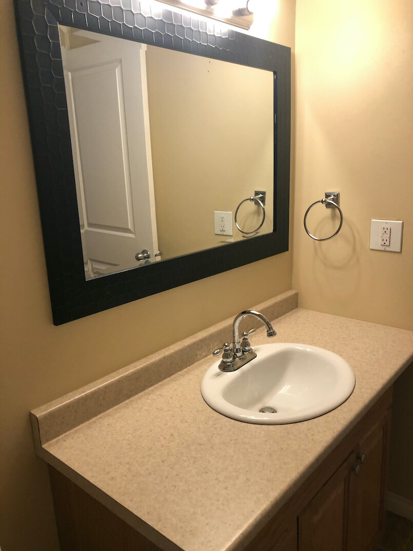 pinecrest-apartments-sparwood-bathroom-vanity.jpg