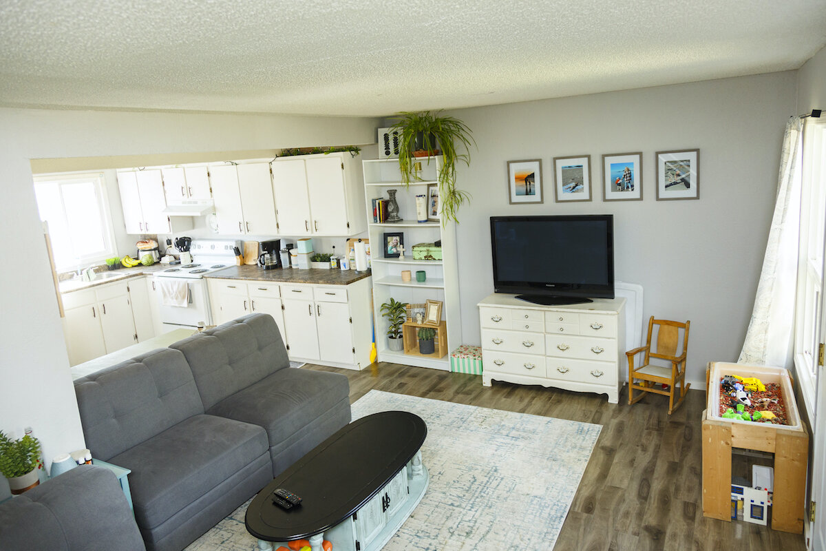 325-columbia-st-w-vanderhoof-unit-1-main-floor.jpg