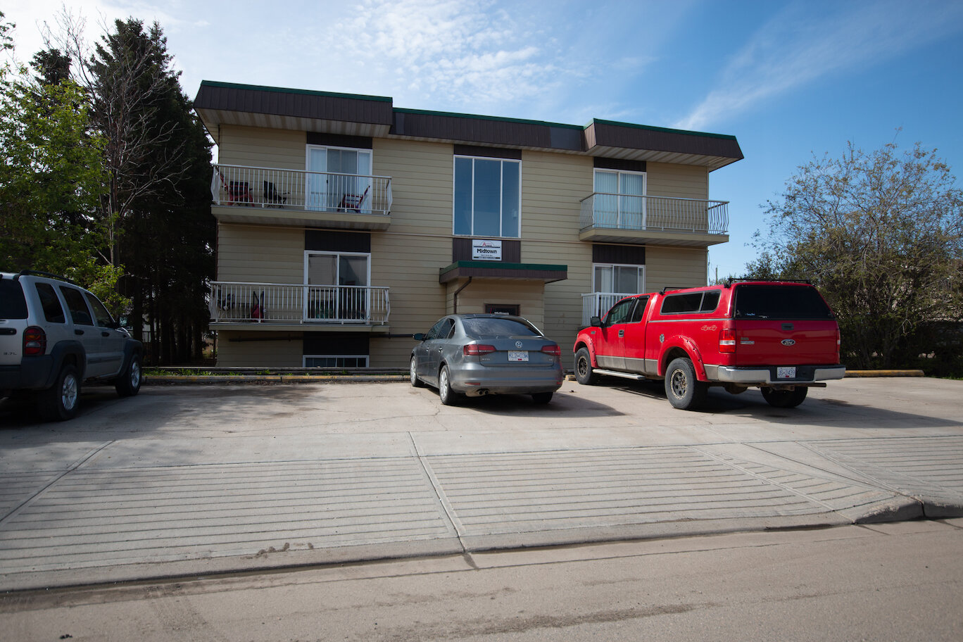 midtown-apartments-fort-st-john-closer-up-front-of-building.jpg