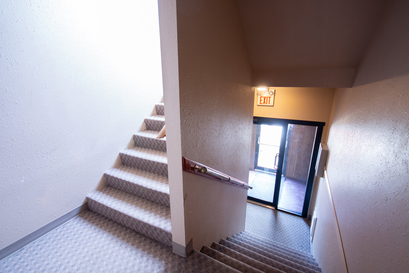 midtown-apartments-fort-st-john-stairway.jpg